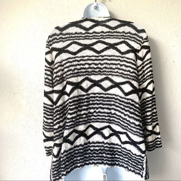 CHICOS PERFECT COTTON BLEND SUMMER AZTEC WRAP - Picture 3 of 8